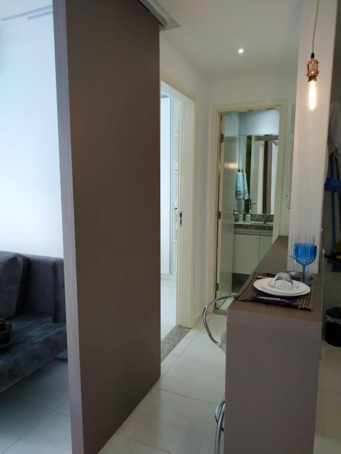 Flat Terreo Muro Alto Clube Com Sala Reversivel Segundo *